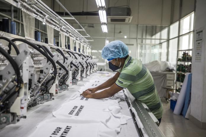 Athletic Performance Polo Shirt (24-Pack)